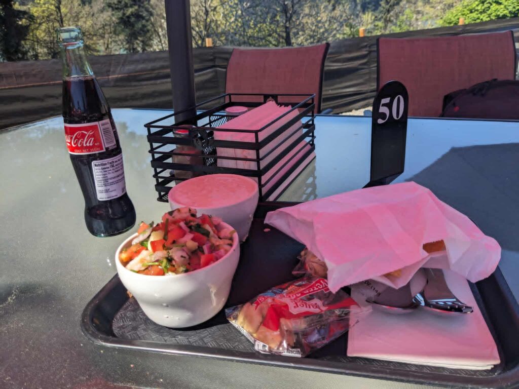 Dog Friendly restaurant columbia river cascade locks bridge of the gods brigham seafood market