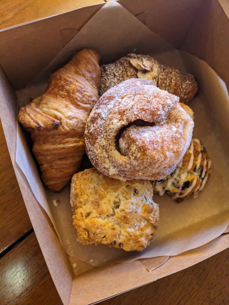 Dog Friendly restaurant vancouver washington bleu door bakery